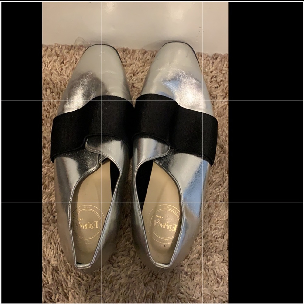 Esperanza flat shoes